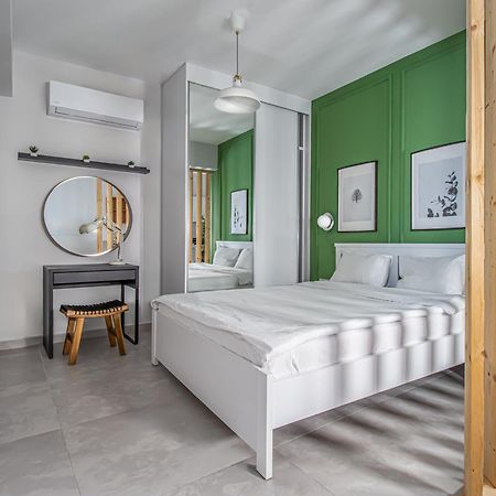Caesar Blue Seaside Luxury Apartments Gastria Exterior photo