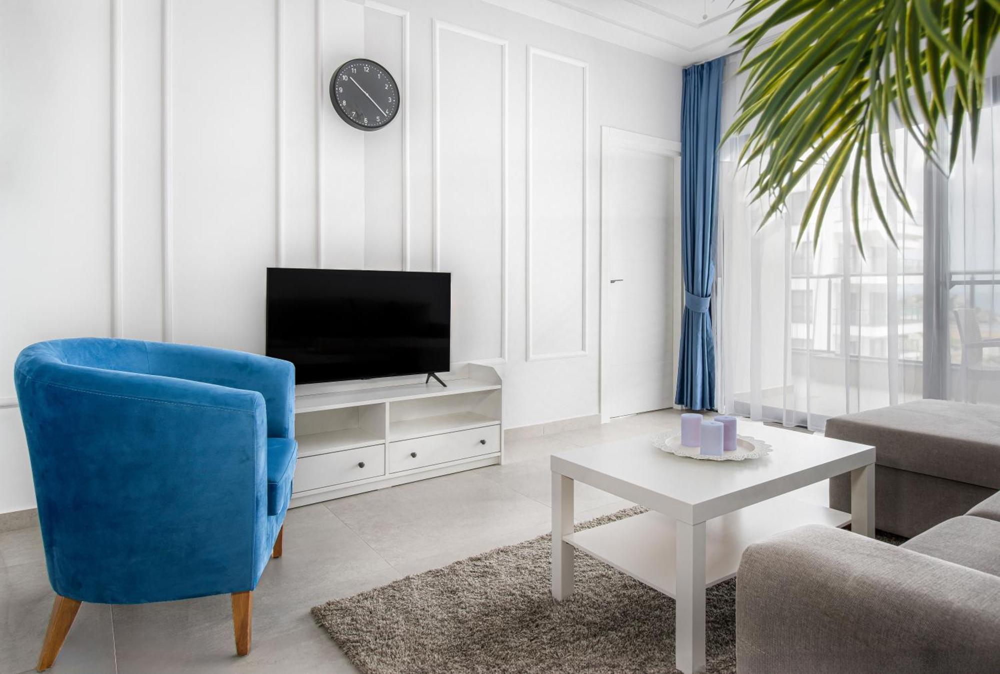Caesar Blue Seaside Luxury Apartments Gastria Exterior photo