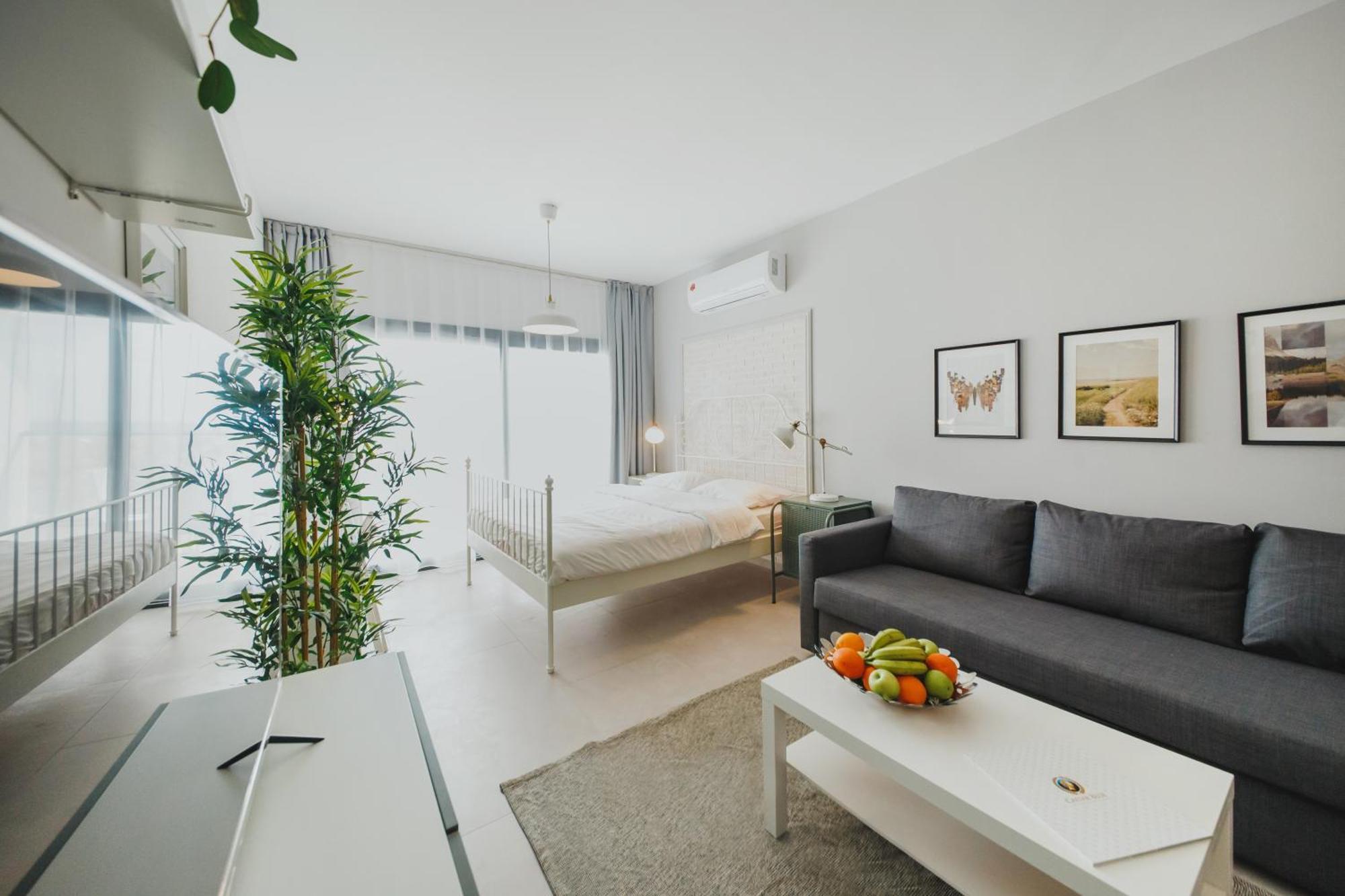 Caesar Blue Seaside Luxury Apartments Gastria Exterior photo