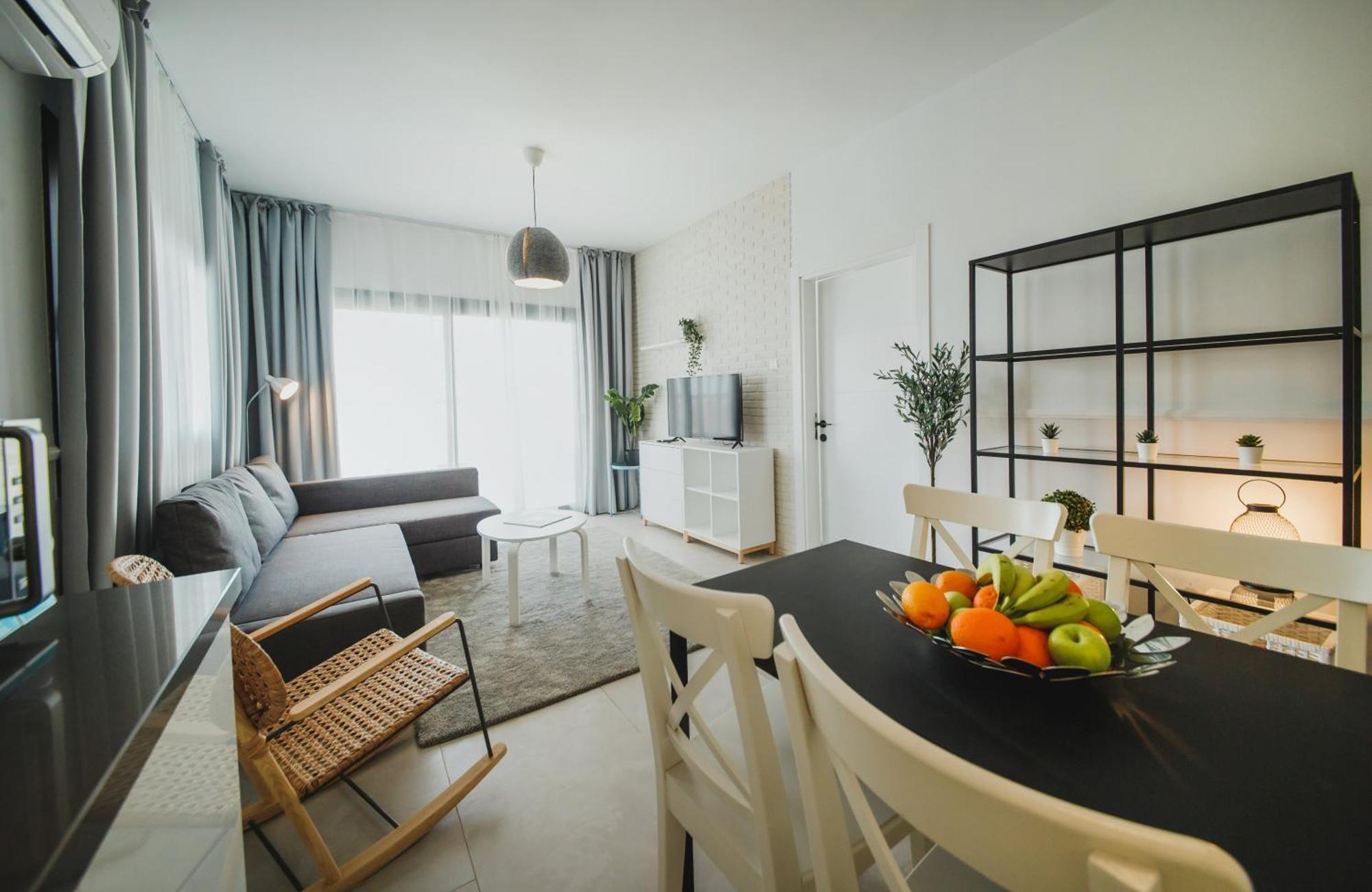 Caesar Blue Seaside Luxury Apartments Gastria Exterior photo